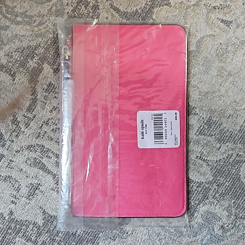 Gifted NIP Kate Spade Dark Pink Wristlet - Picture 2 of 10